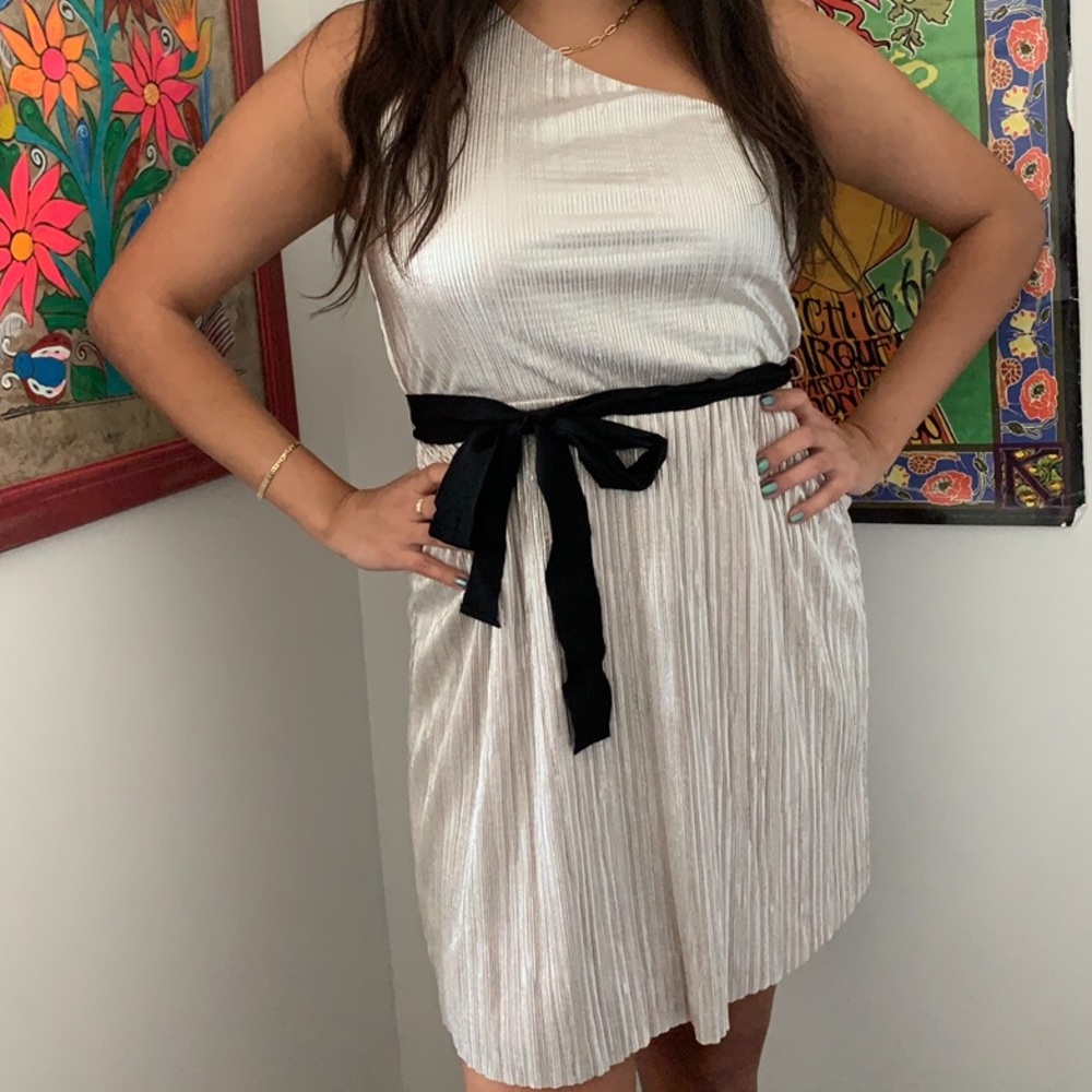 EXPRESS ONE SHOULDER DRESS